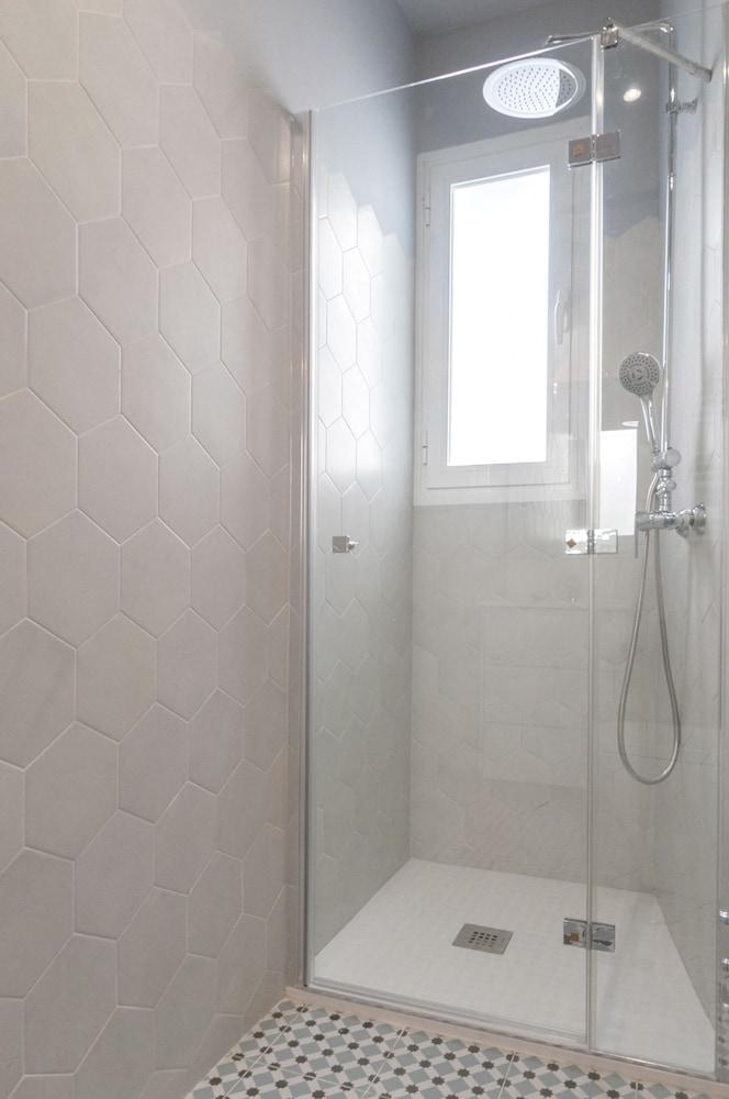 Apartamento Alterhome Atico Reina Sofia *